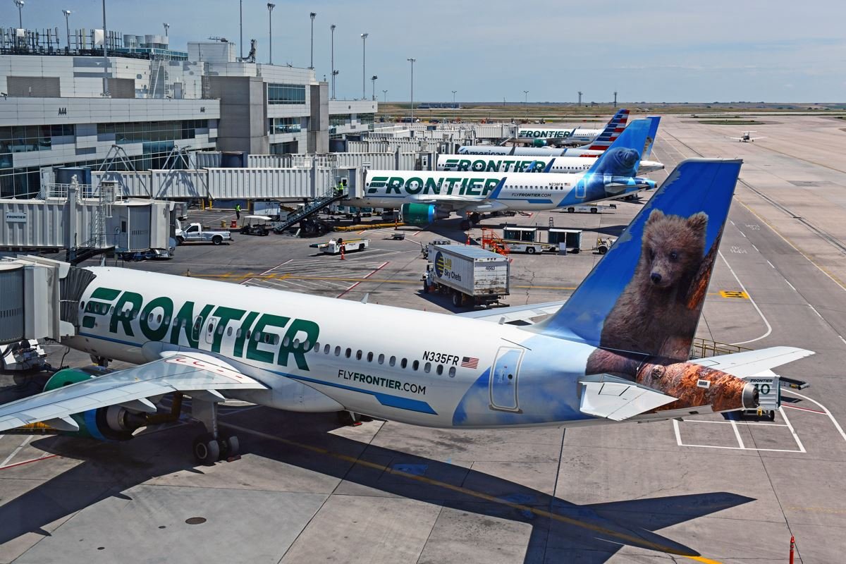 Frontier Launches Low-Cost Flights From Houston And Tampa To Cancun For $99