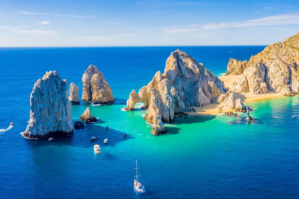Los Cabos Setting New Records: Why Americans Are Flocking To Cabo