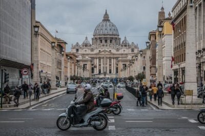 Rome Meeting the Challenges of Bringing Tourism Back to Life