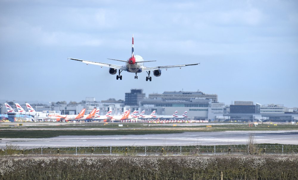 Staff shortages at UK airports could prolong recovery