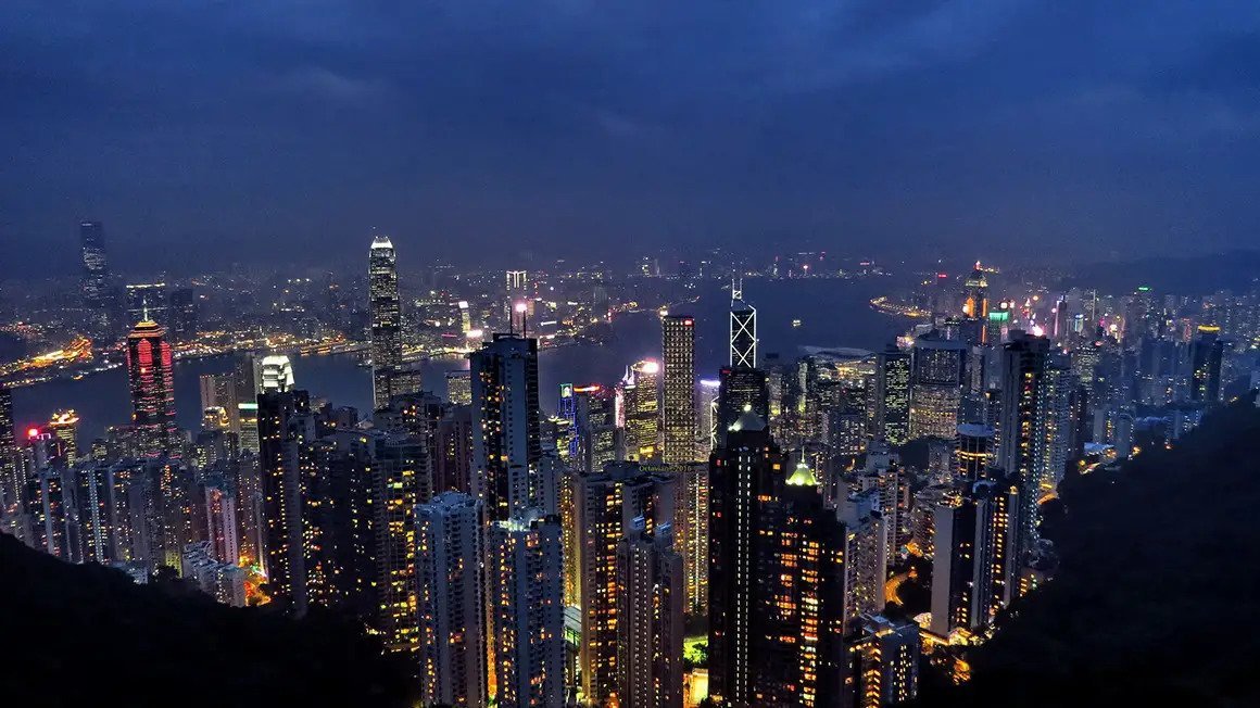 Hong Kong Edges Towards Removing Arrivals Quarantine