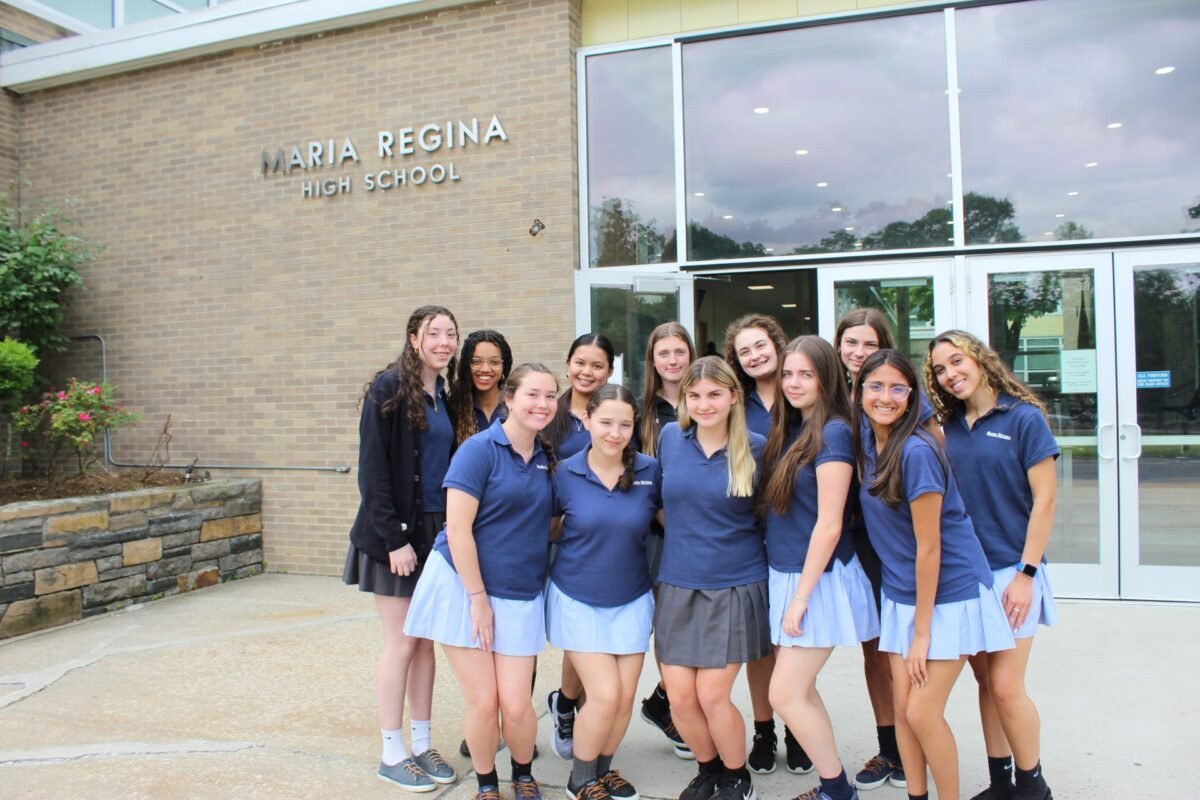 Maria Regina HS Students Learn About the FBI, Travel to New Zealand and More This Summer